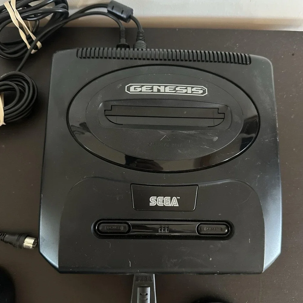 Sega Genesis MK-1631 Console TESTED w/1 Controller & Cable Arcade Joystick